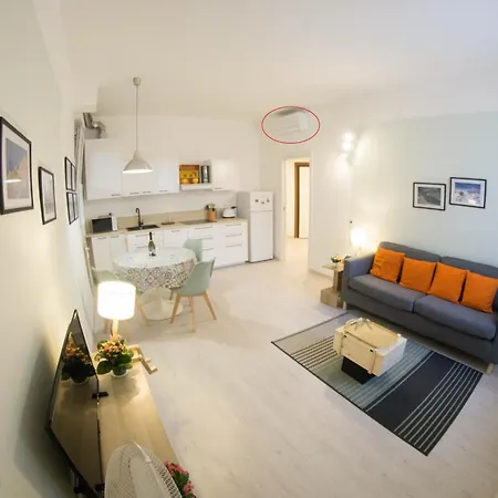 Apartamento Haven Just Steps From Como, A Charming Newly-renovated