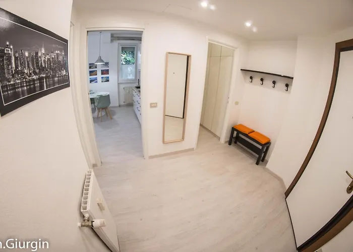 Appartement Haven Just Steps From Como, A Charming Newly-renovated